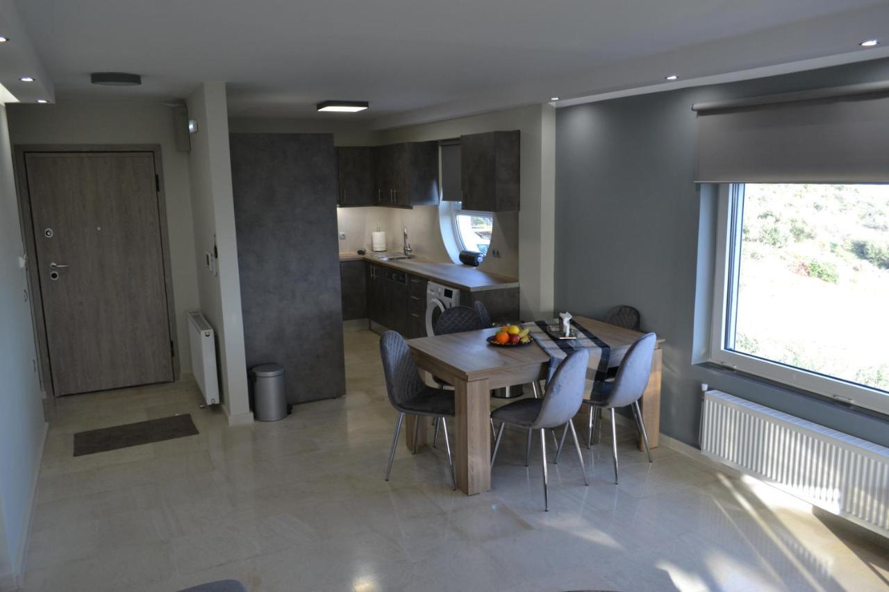 Stergiou Luxury Apartments With Shared Pool Anavyssos Exterior foto